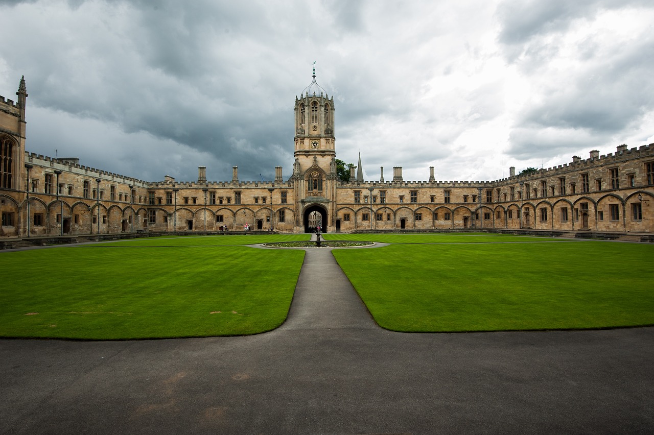 最新2015年英国大学排名概览